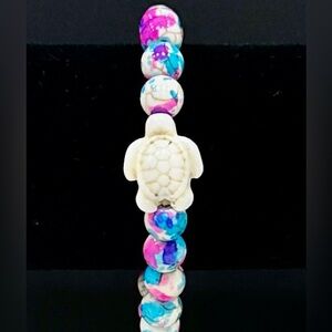 Turtle Stretchy Bracelet- New! Great gift for any age